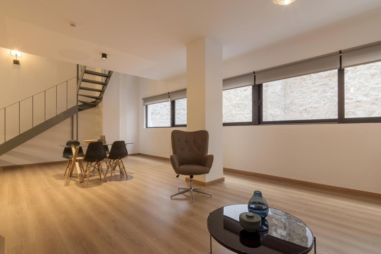 Leochares Lifestyle Apartments - Self Check-In Athena Bagian luar foto