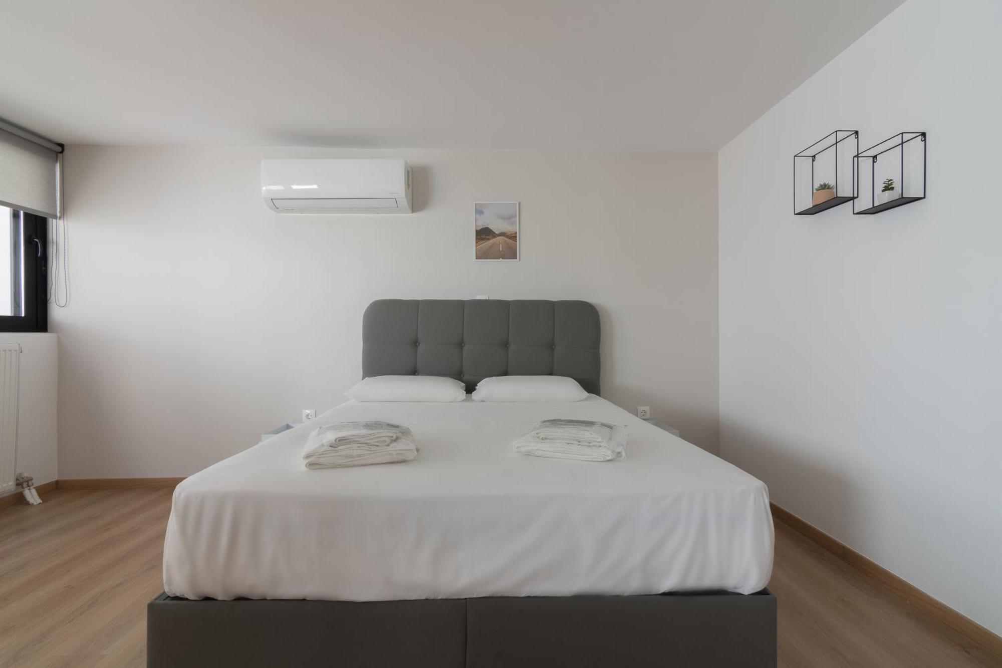 Leochares Lifestyle Apartments - Self Check-In Athena Ruang foto