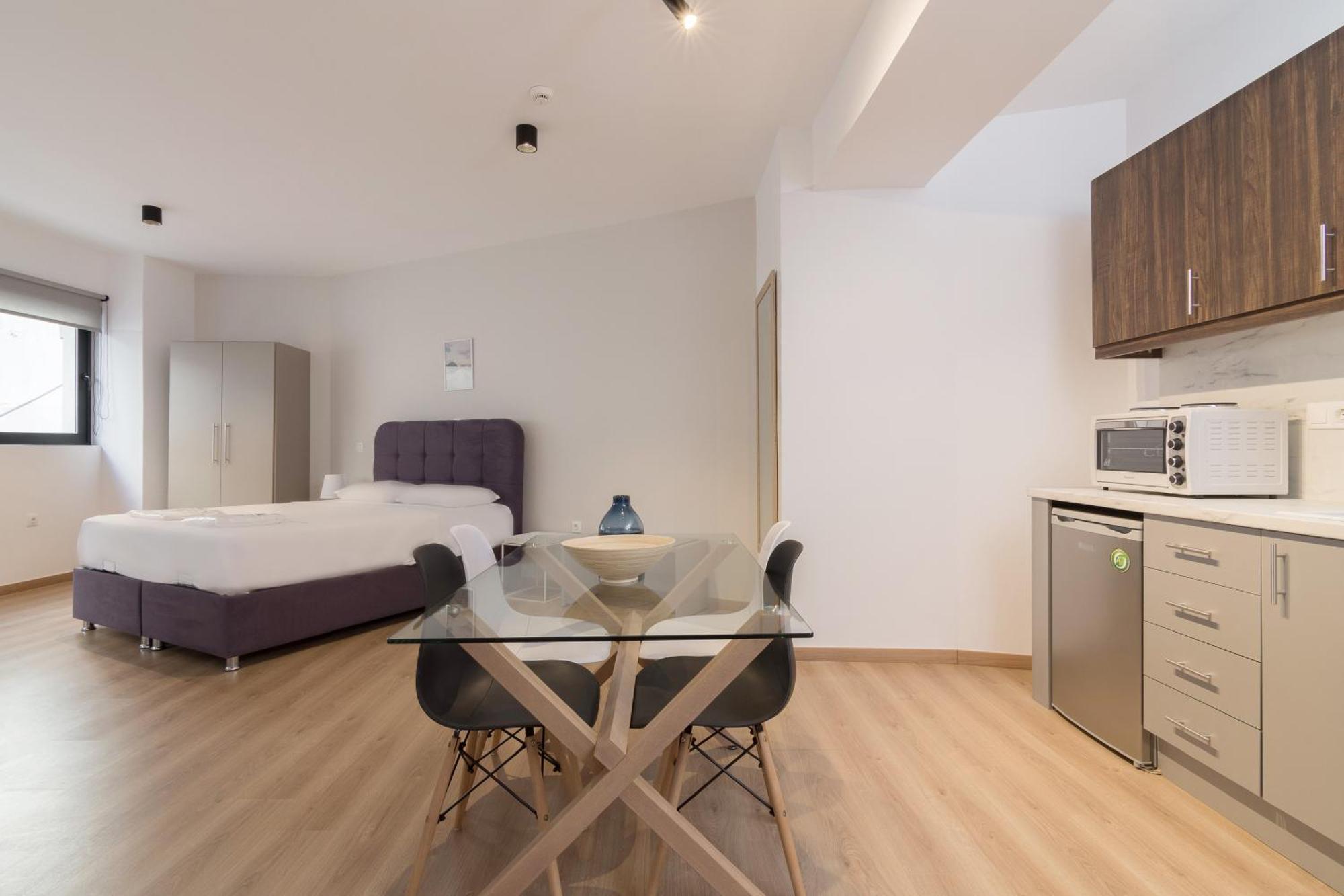 Leochares Lifestyle Apartments - Self Check-In Athena Ruang foto