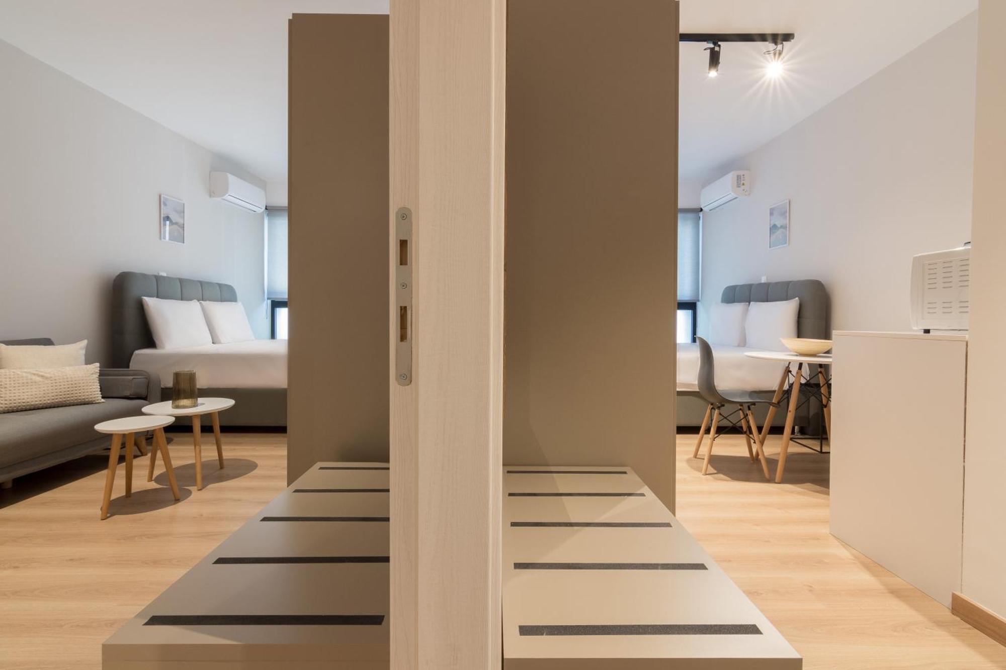 Leochares Lifestyle Apartments - Self Check-In Athena Ruang foto